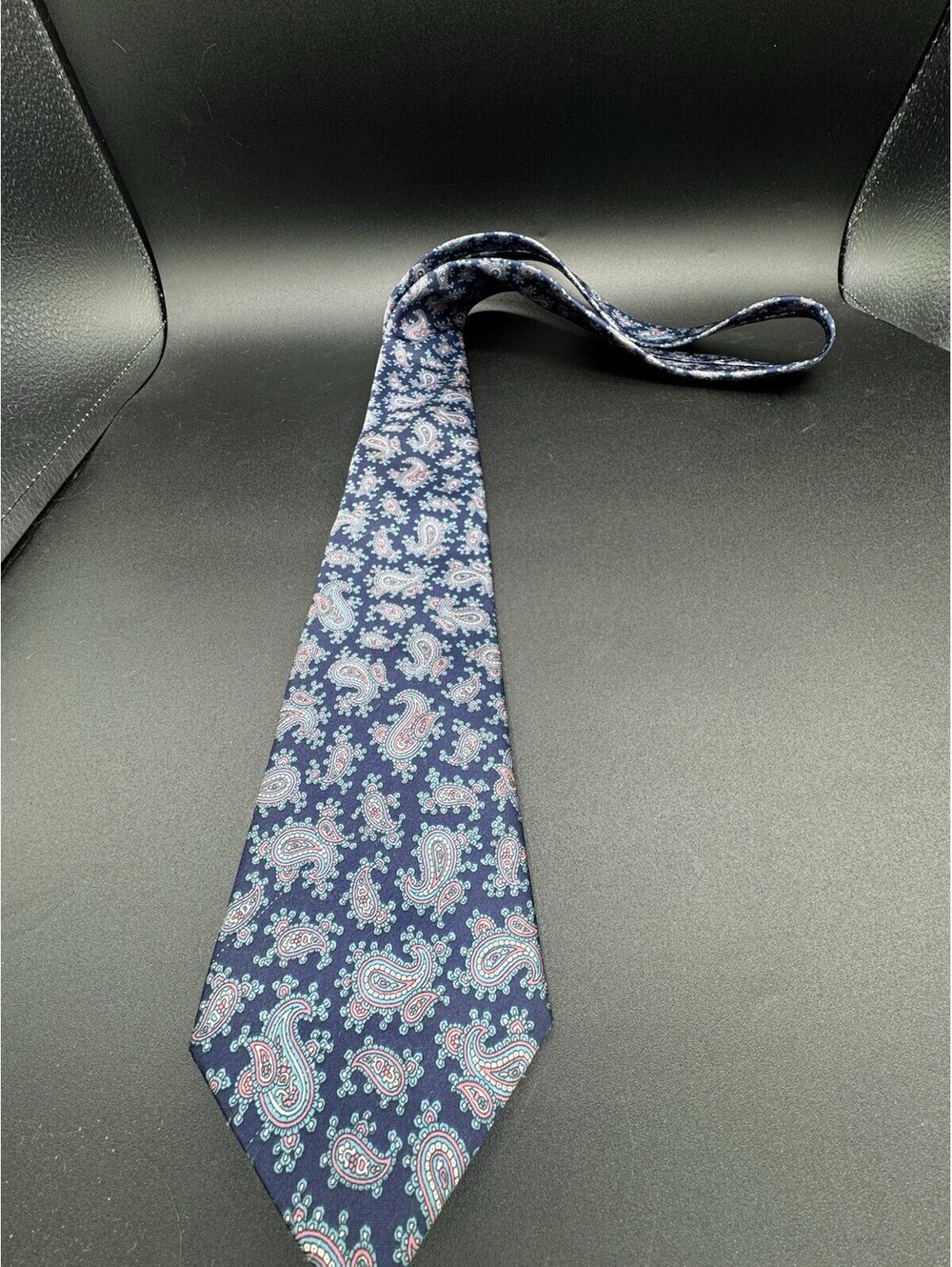 Geoffrey Beene Paisley Tie Navy Teal Red Silk Blend Classic 56x3.5